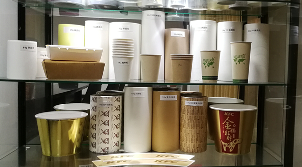 環(huán)保淋膜紙樣.jpg 環(huán)保淋膜紙樣.jpg